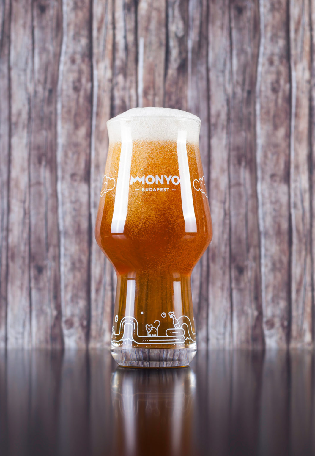 Graphasel Design Studio - MONYO BREWING CSOMAGOLÁS ARCULAT - Arculat Csomagolás Print Graphasel Design Studio - MONYO BREWING CSOMAGOLÁS ARCULAT - Arculat Csomagolás Print