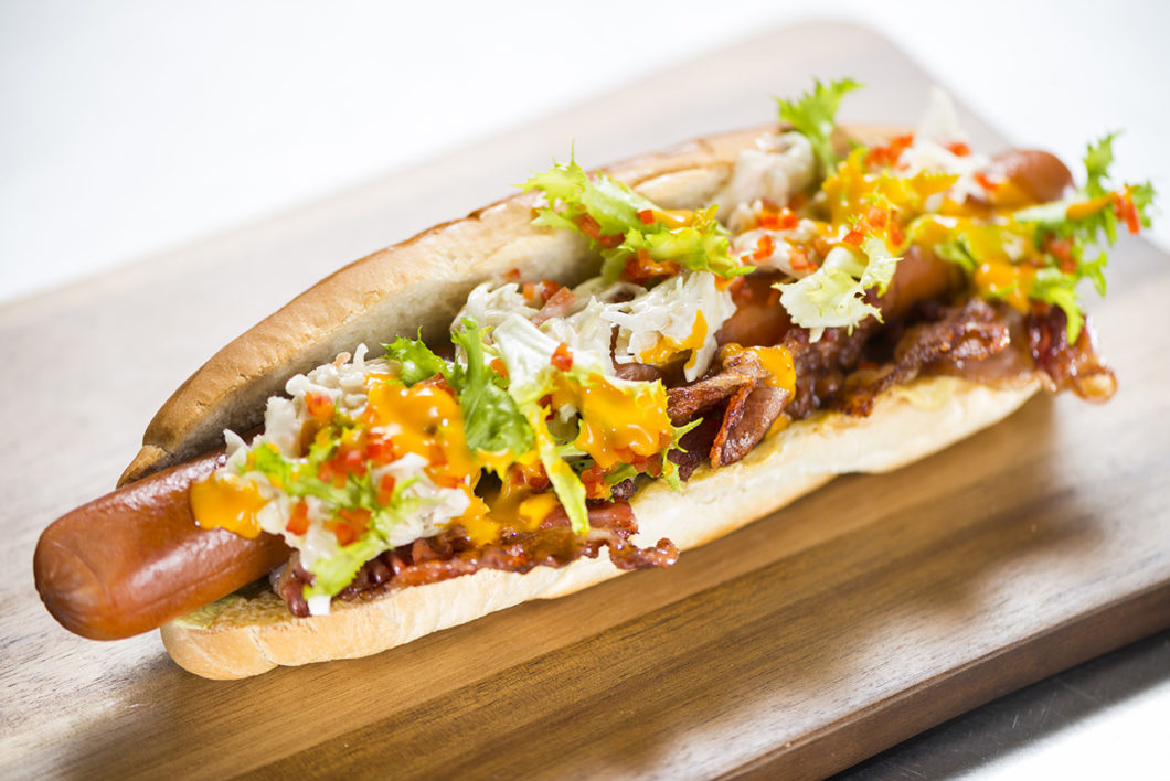 Graphasel Design Studio - Reddog Hot Dog - Arculat Csomagolás Print Graphasel Design Studio - Reddog Hot Dog - Arculat Csomagolás Print