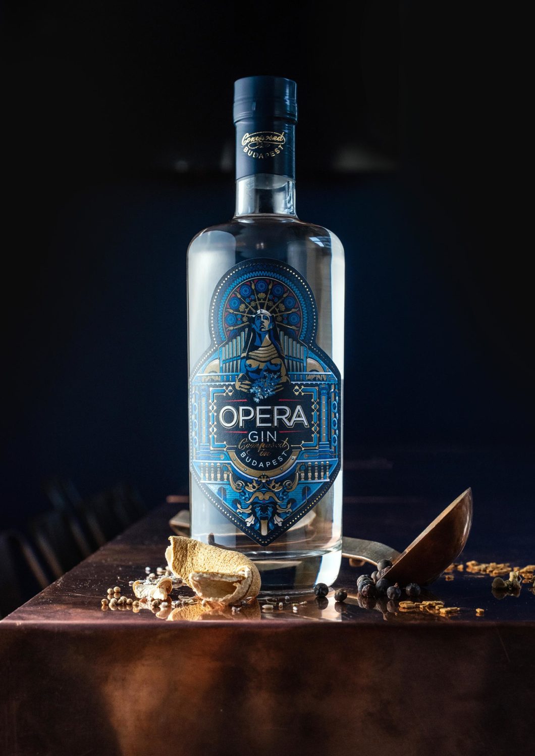 Graphasel Design Studio - OPERA GIN - Arculat Csomagolás Graphasel Design Studio - OPERA GIN - Arculat Csomagolás