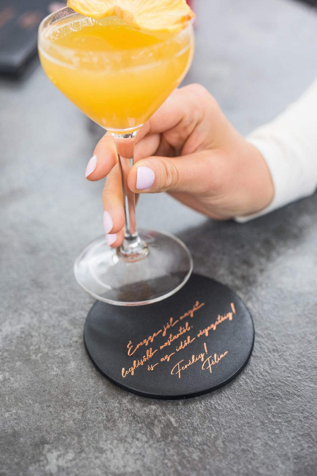 Graphasel Design Studio - FELIX Kitchen and Bar - Arculat Print Graphasel Design Studio - FELIX Kitchen and Bar - Arculat Print