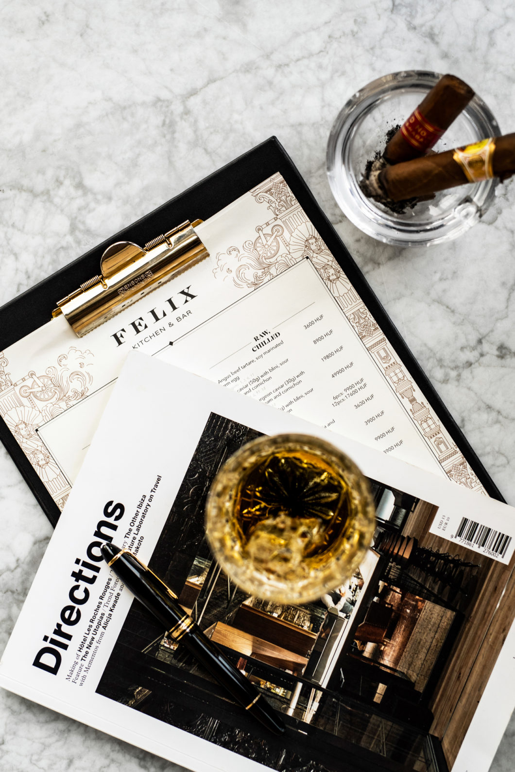 Graphasel Design Studio - FELIX Kitchen and Bar - Arculat Print Graphasel Design Studio - FELIX Kitchen and Bar - Arculat Print